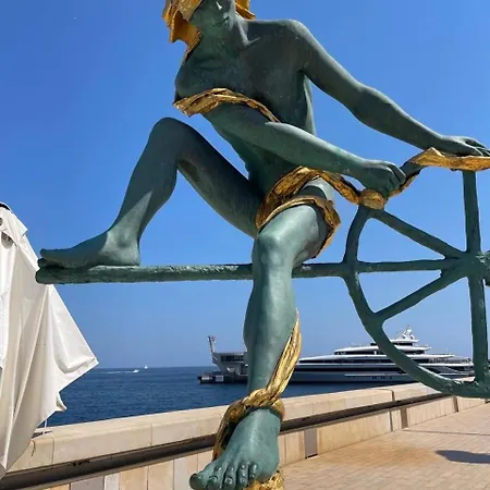 Monaco Monte-carlo Door Step - Luxury - 2 Bedrooms 2 Bathrooms - Superb Modern Fully Equipped Appartement *