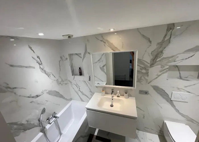 Monaco Monte-Carlo Door Step - Luxury Apartment - 2 Bedrooms 2 Bathrooms - Superb Modern Fully Equipped