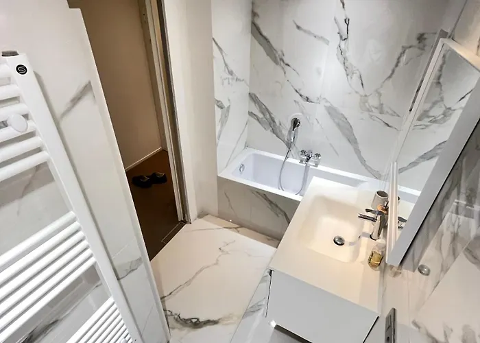 Monaco Monte-Carlo Door Step - Luxury Apartment - 2 Bedrooms 2 Bathrooms - Superb Modern Fully Equipped *